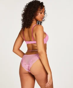 Store Brazilian Amala Vrouwen Brazilians & V-Shapes