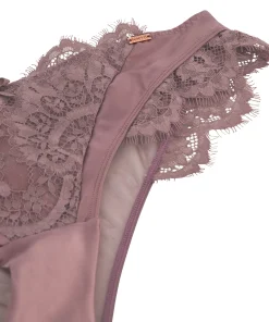 Online Brazilian Hannako Vrouwen Brazilians & V-Shapes