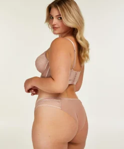 Cheap Brazilian Malika Vrouwen Brazilians & V-Shapes